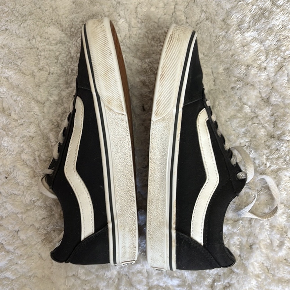 Vans Old Skool Skate Shoe - Picture 6 of 13